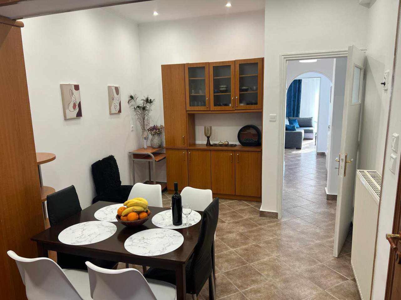 Dimitra'S Apartament Corinth Bagian luar foto