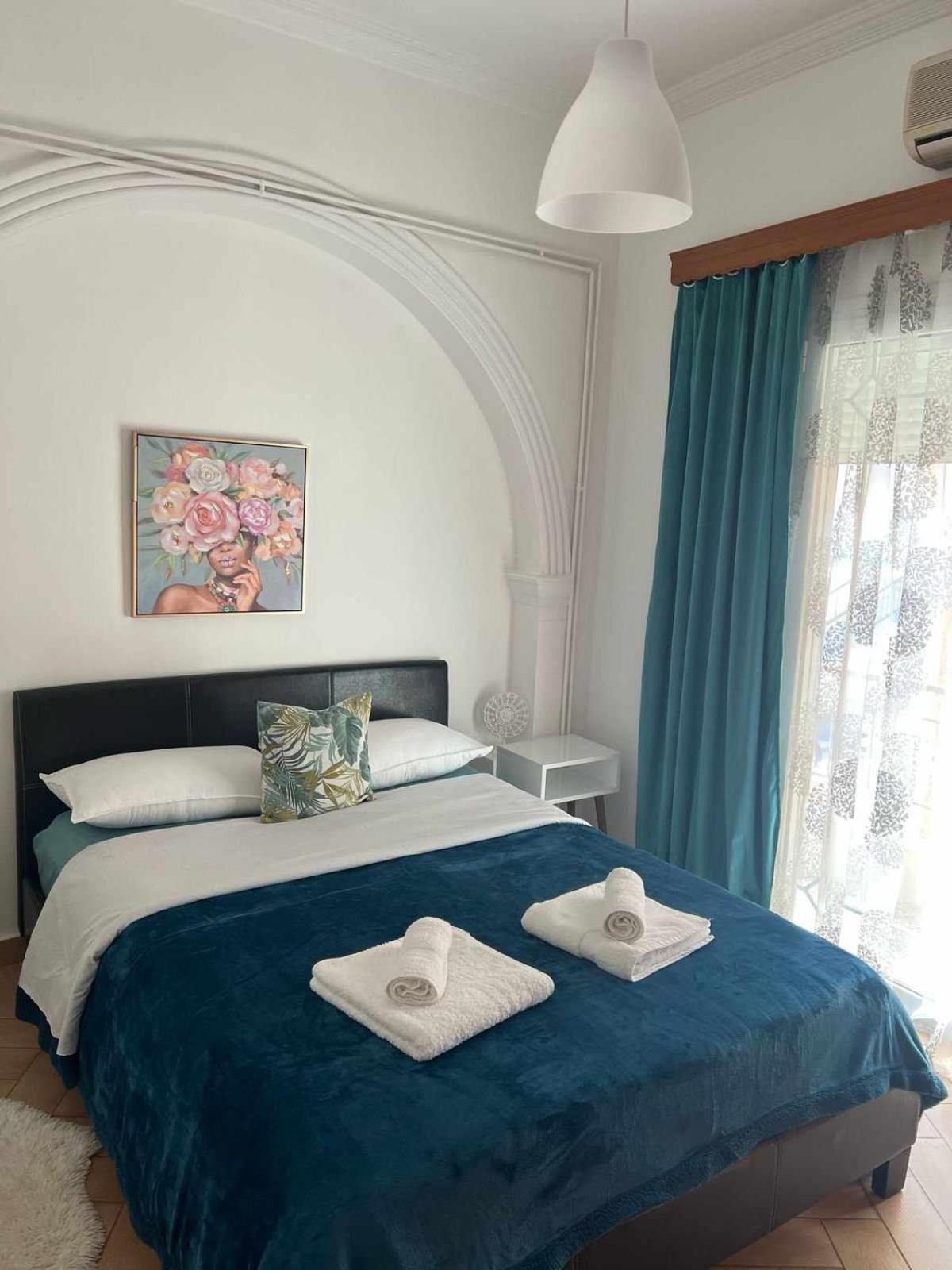 Dimitra'S Apartament Corinth Bagian luar foto